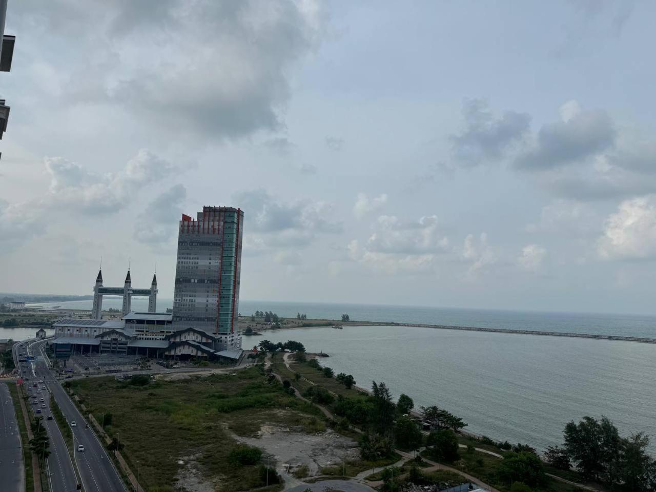 D'Ciella Homes- Sea View, Drawbridge & Ktcc Mall Kuala Terengganu Zewnętrze zdjęcie