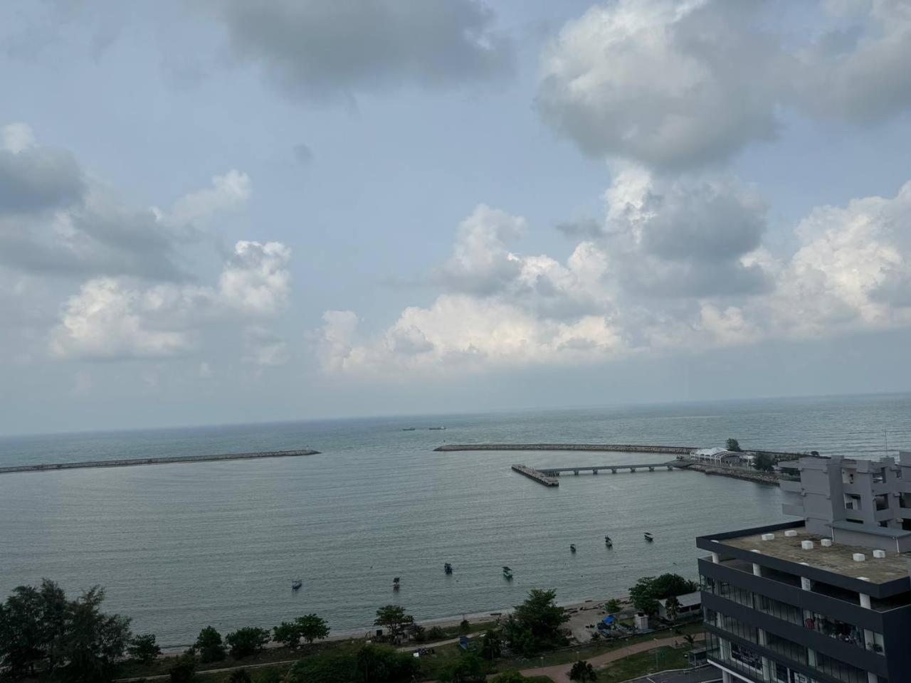 D'Ciella Homes- Sea View, Drawbridge & Ktcc Mall Kuala Terengganu Zewnętrze zdjęcie